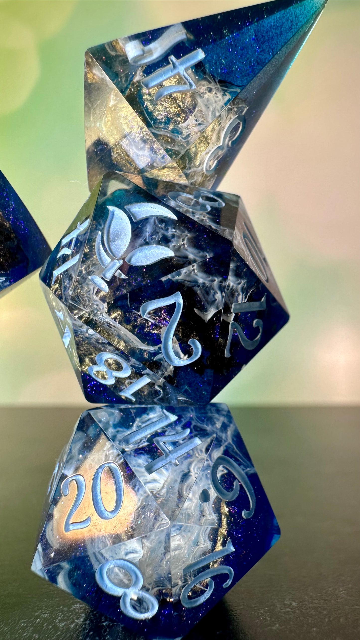 Jesiba Roga - 8 piece polyhedral dice set