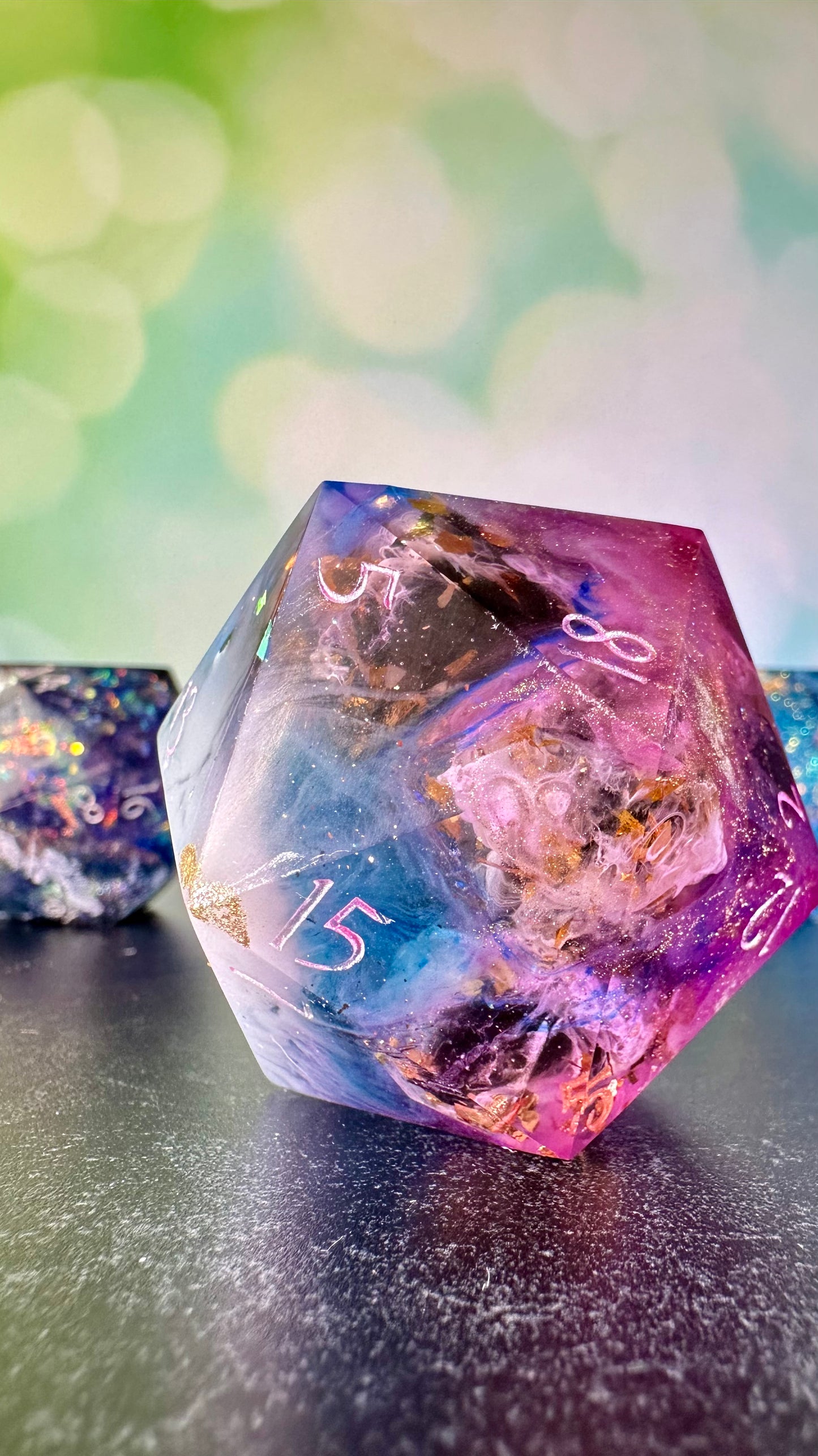 She's My Mate 60 MM Logo d20 Paperweight Chonk (Beta) Pobody's Nerfect