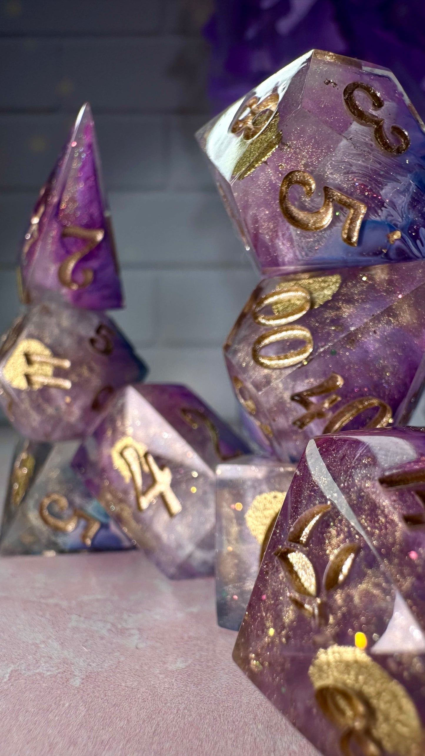 "I am your Venus" 8 piece polyhedral dice set (Large) (Beta) Pobody's Nerfect