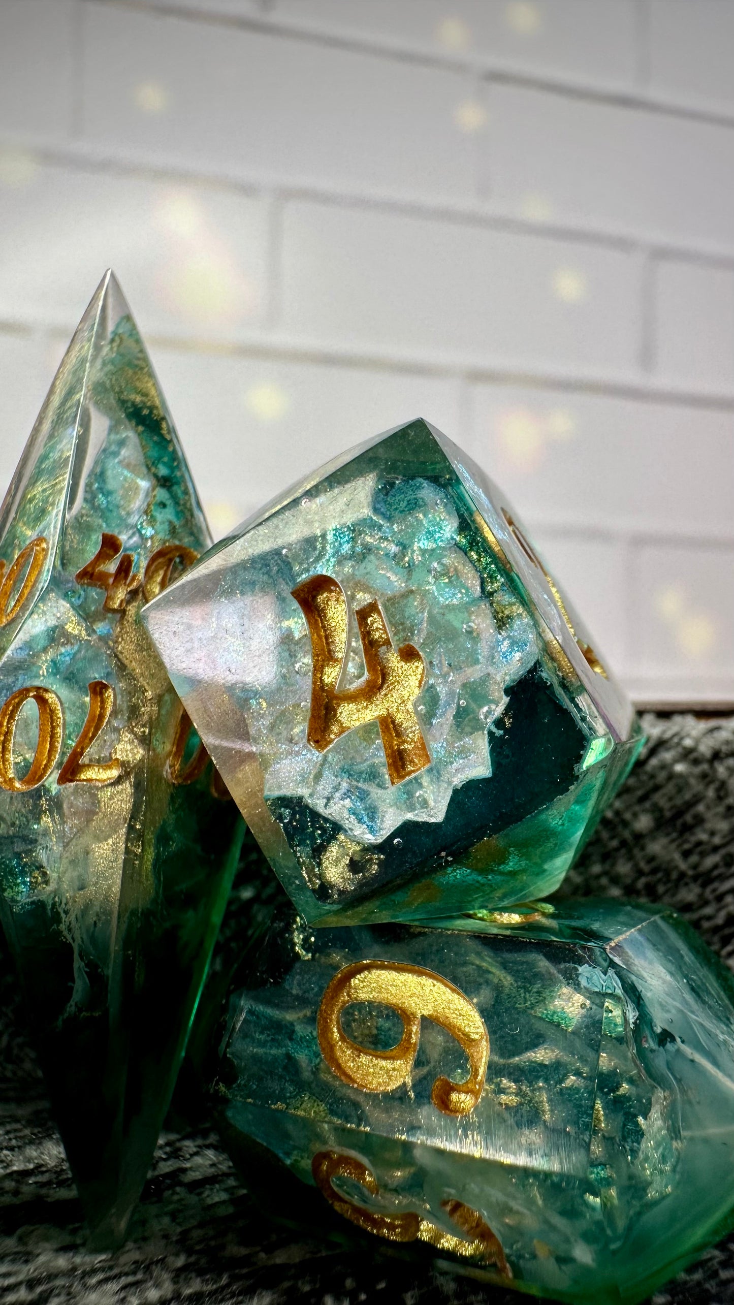 Lysandra Geode Dice- 8 piece polyhedral dice set- (Pointy Bois)