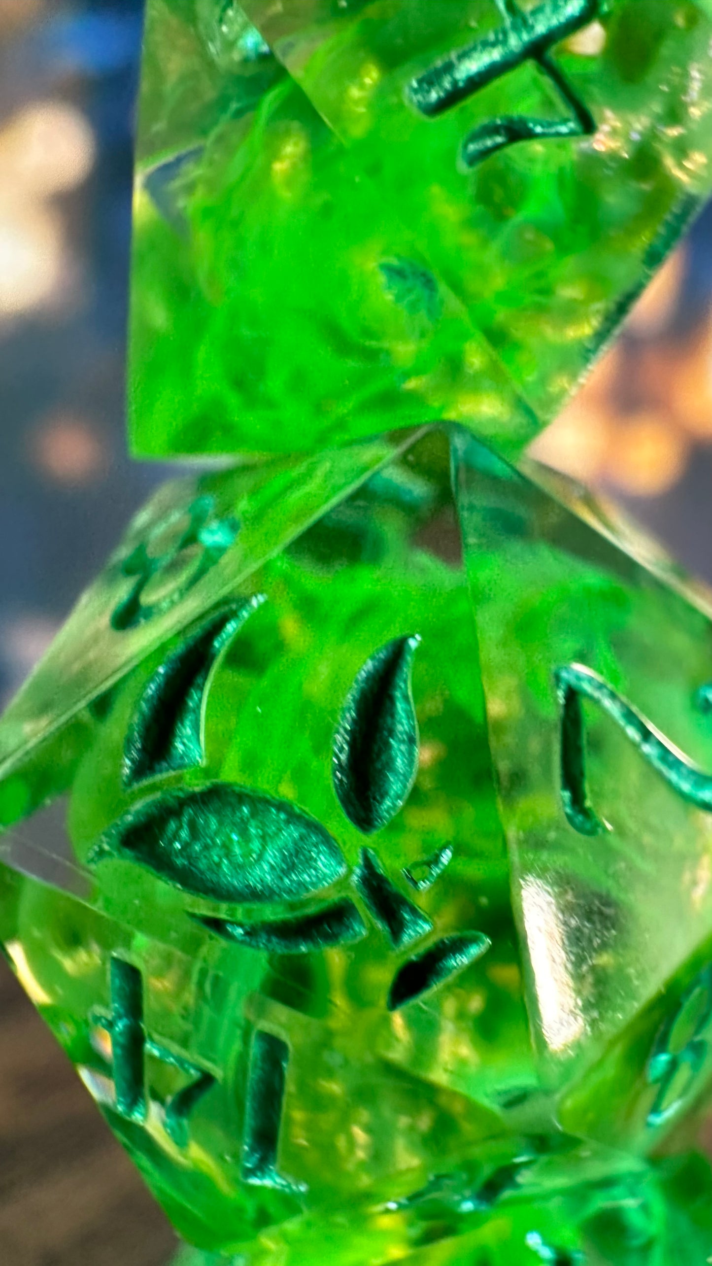 Mirthroot- 8 piece polyhedral dice set