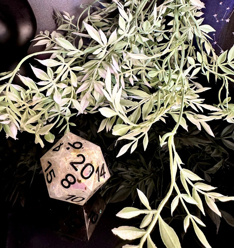 Khounshu’s Promise D20 Chonk