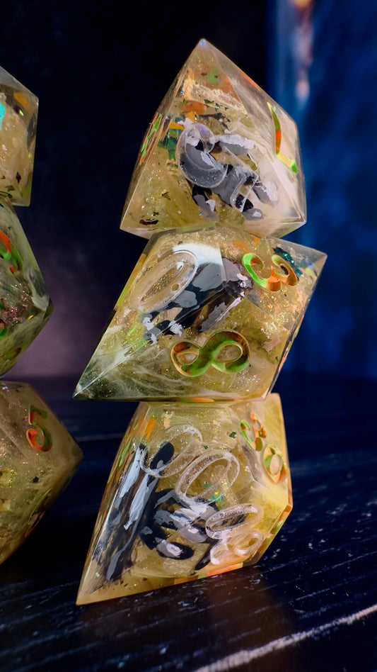 “Adrian” -8 piece polyhedral dice set (Large)