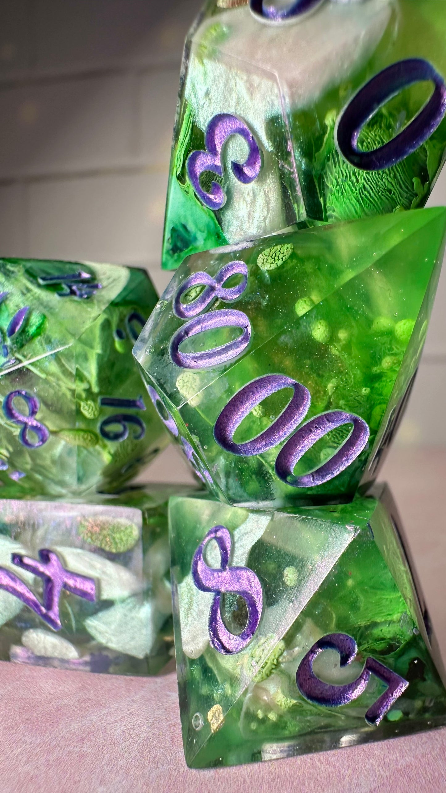 Nicholas Scratch-8 piece polyhedral dice set (Large)