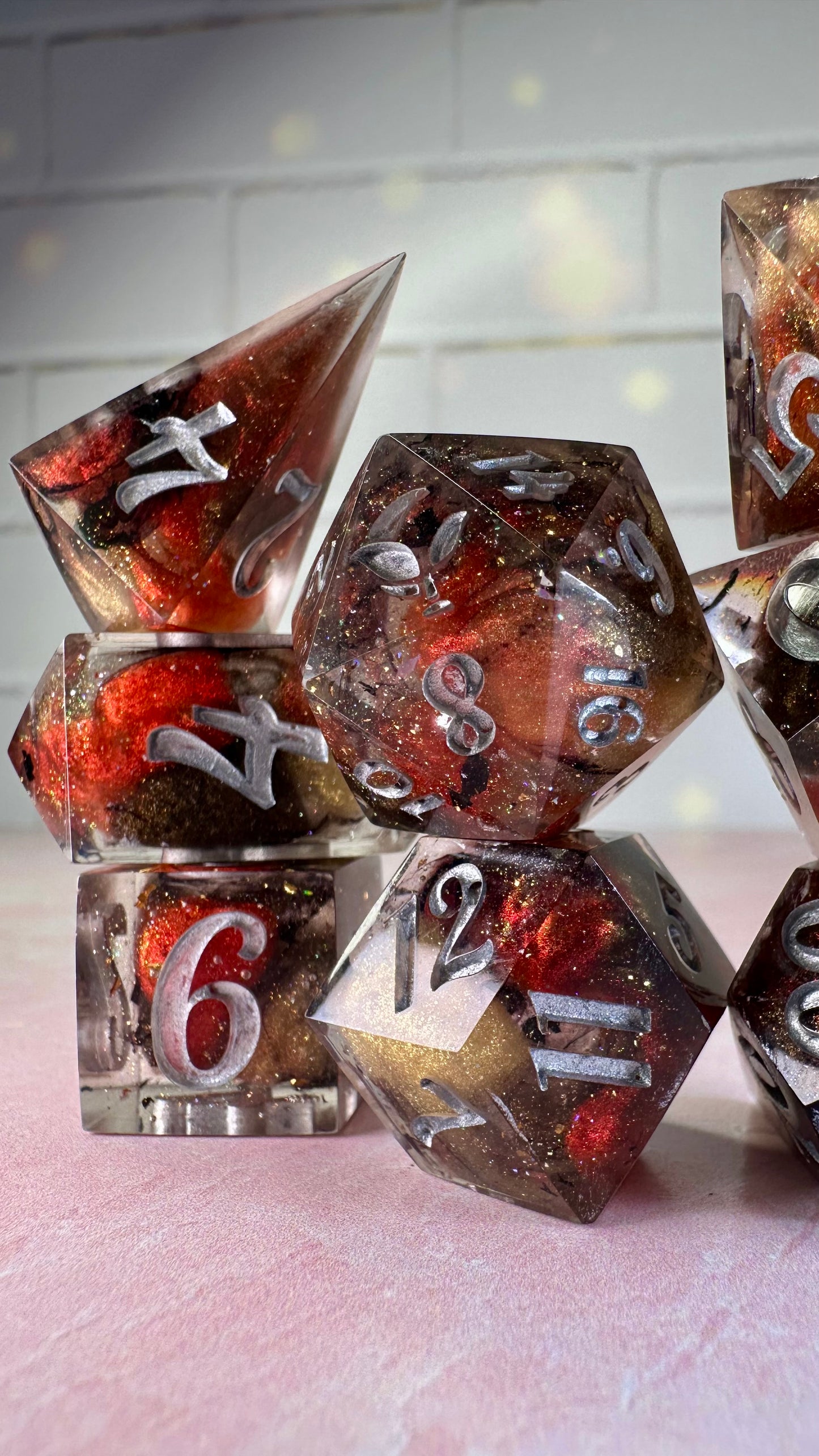 Daja-8 piece polyhedral dice set (Large)