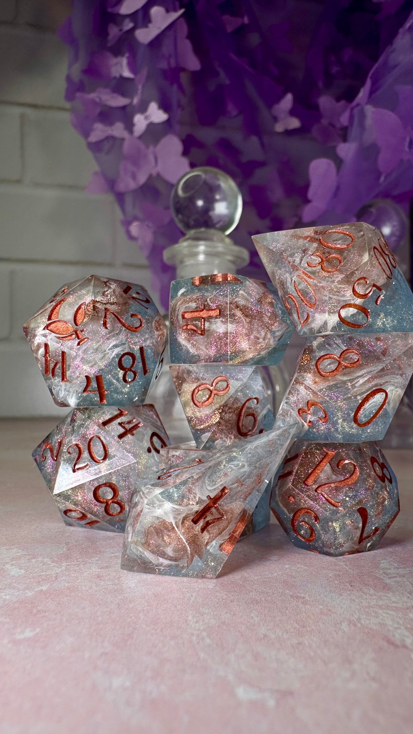 Carriage Ride- 8 piece polyhedral dice set