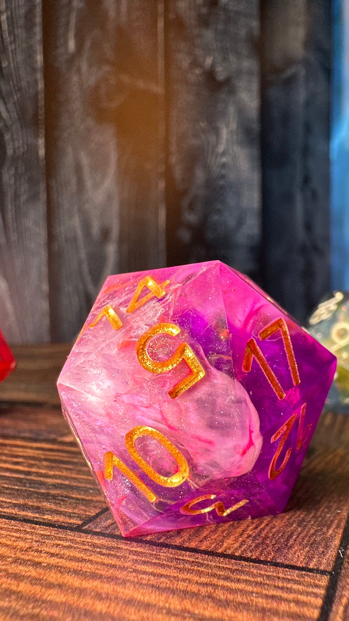 Magenta Mania 35mm Chonk D20