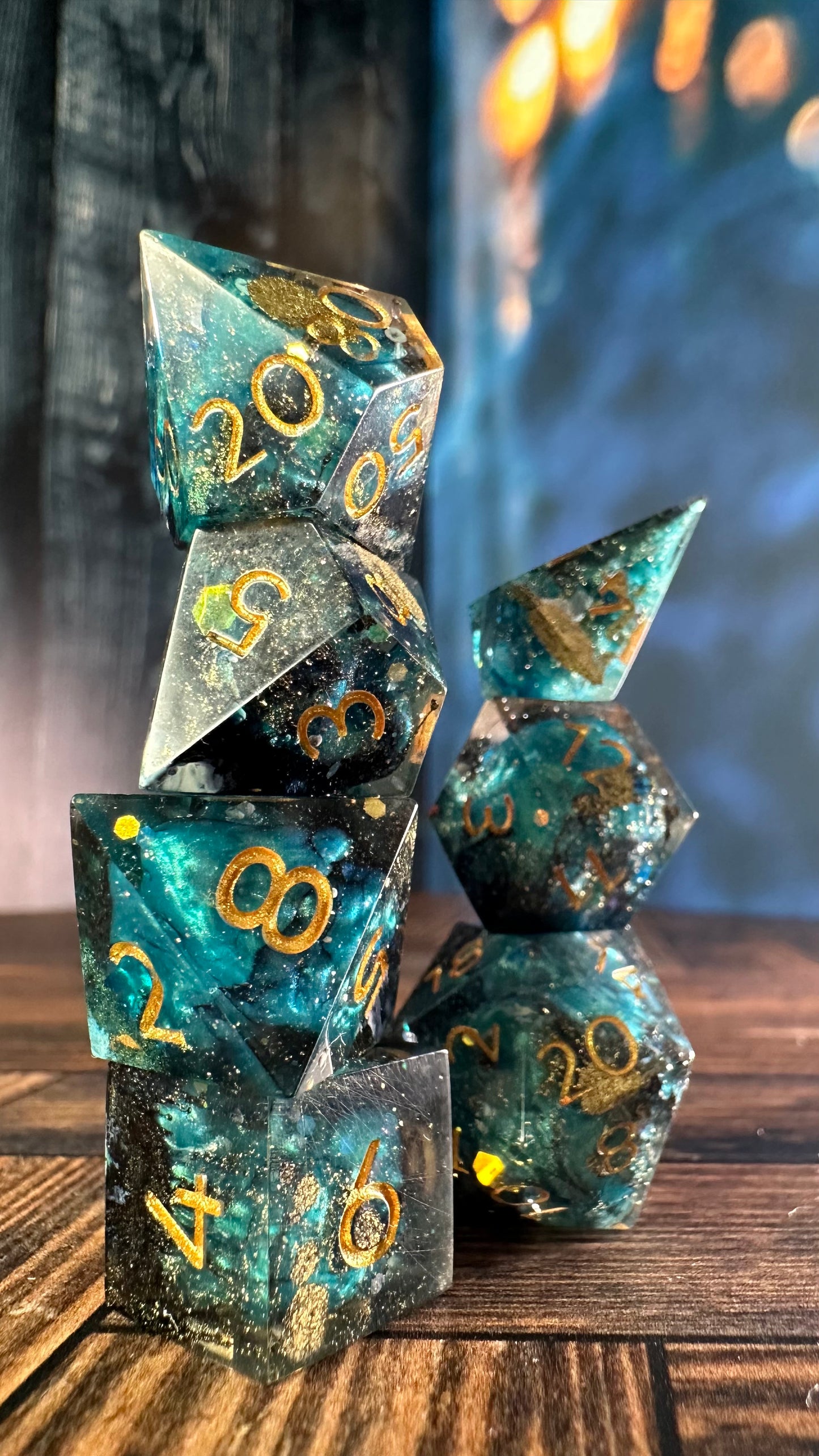 Hypaxia - 7 piece polyhedral dice set (Small)