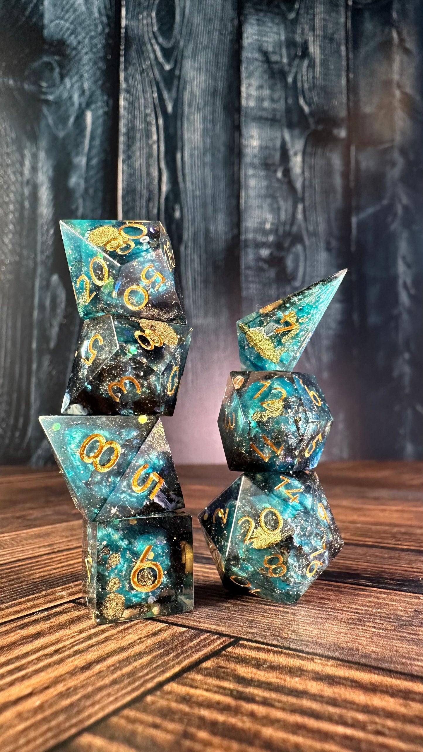 Hypaxia - 7 piece polyhedral dice set (Small)