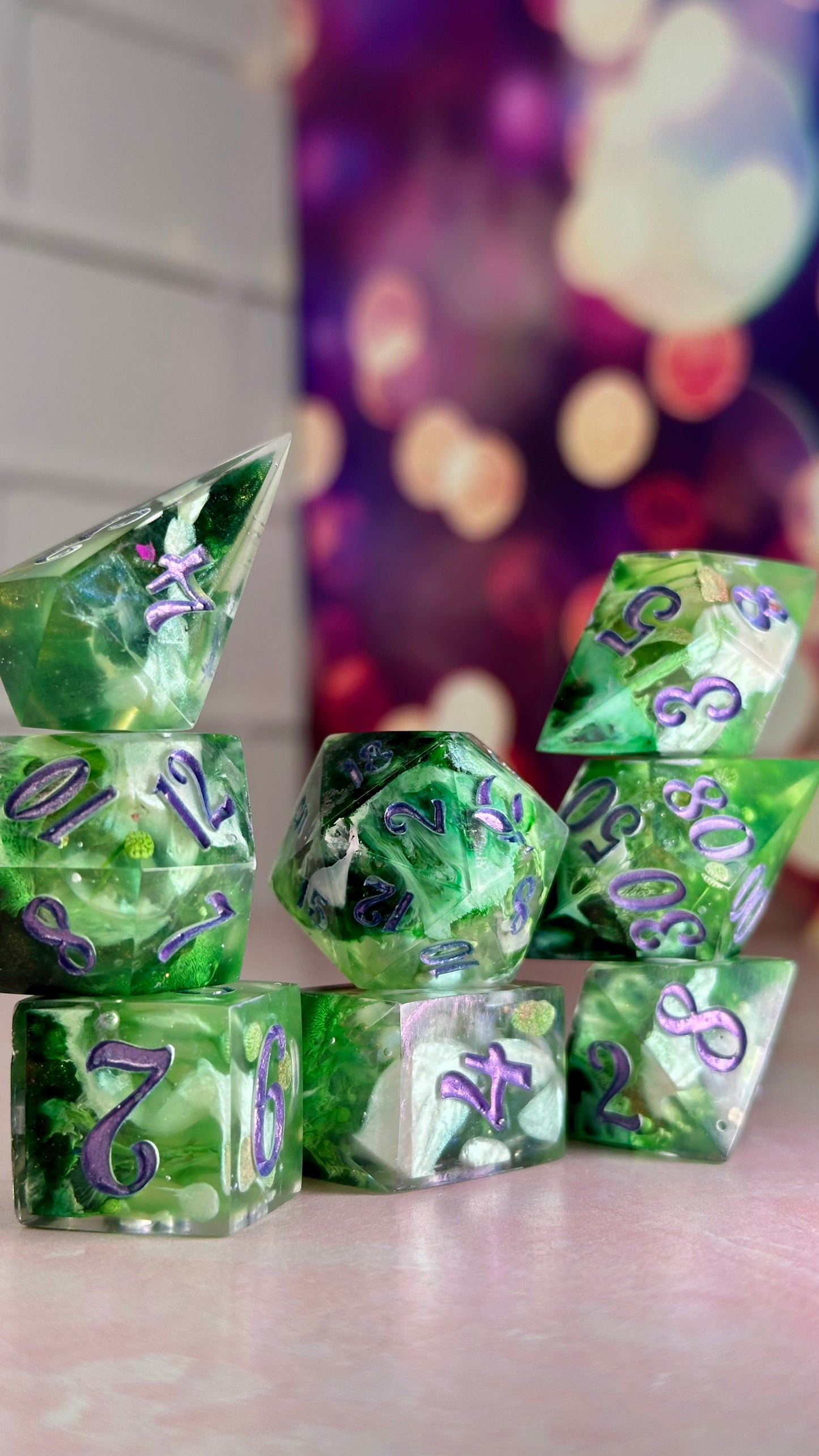 Nicholas Scratch-8 piece polyhedral dice set (Large)