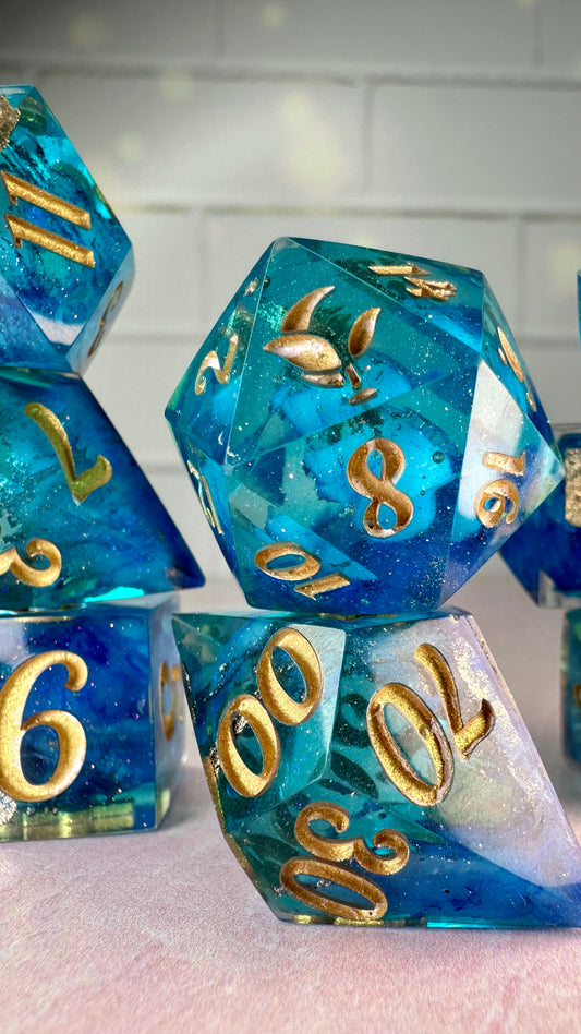 The Doctor-8 piece polyhedral dice set (Large)