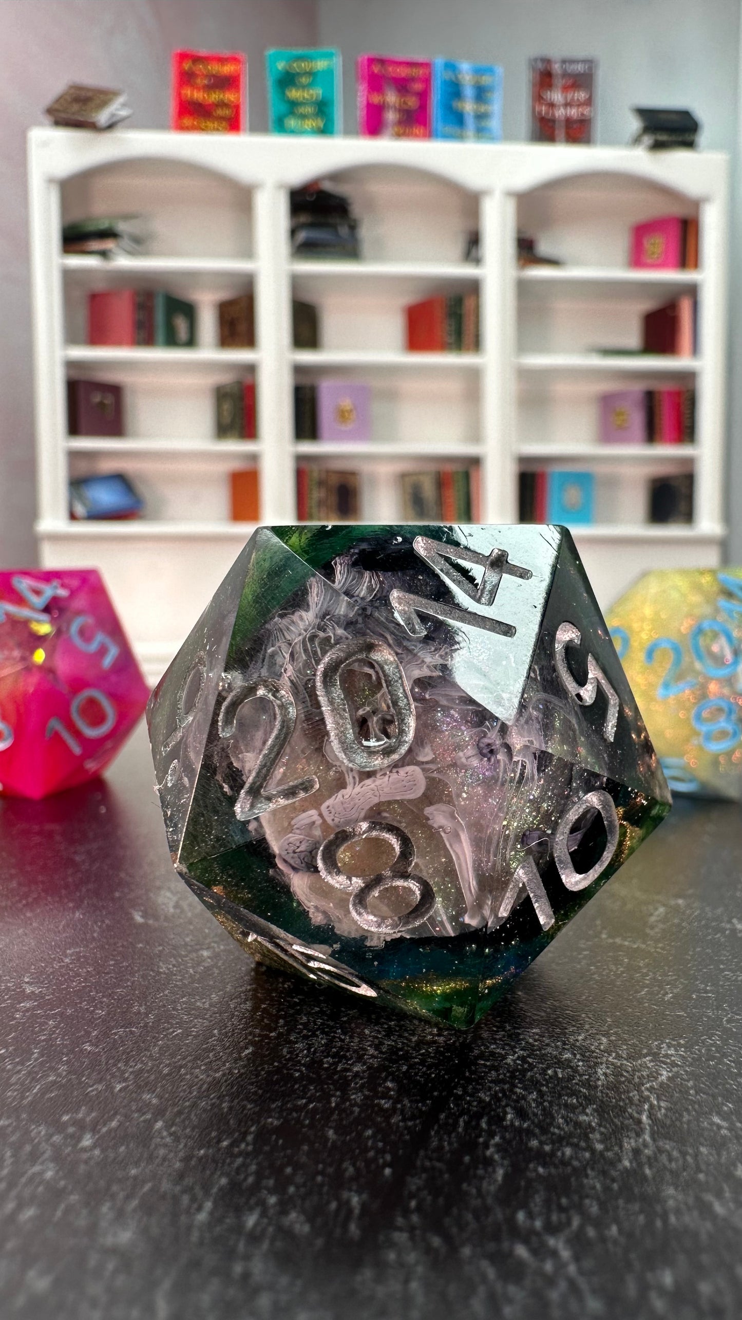 The Wall- 35mm Chonk D20