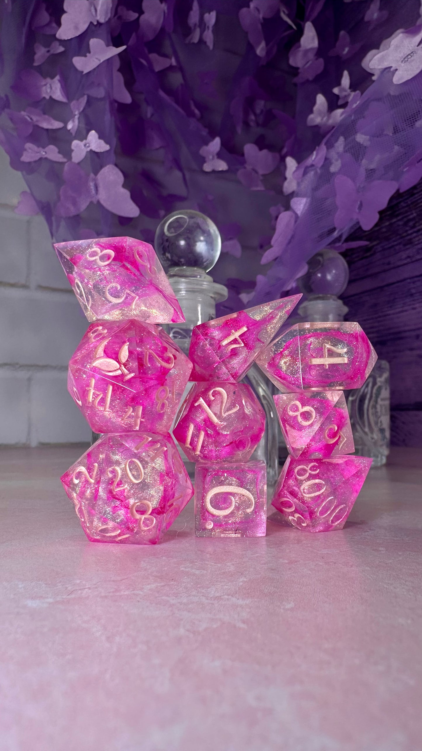 Season One Penelope Featherington- 8 piece polyhedral dice set