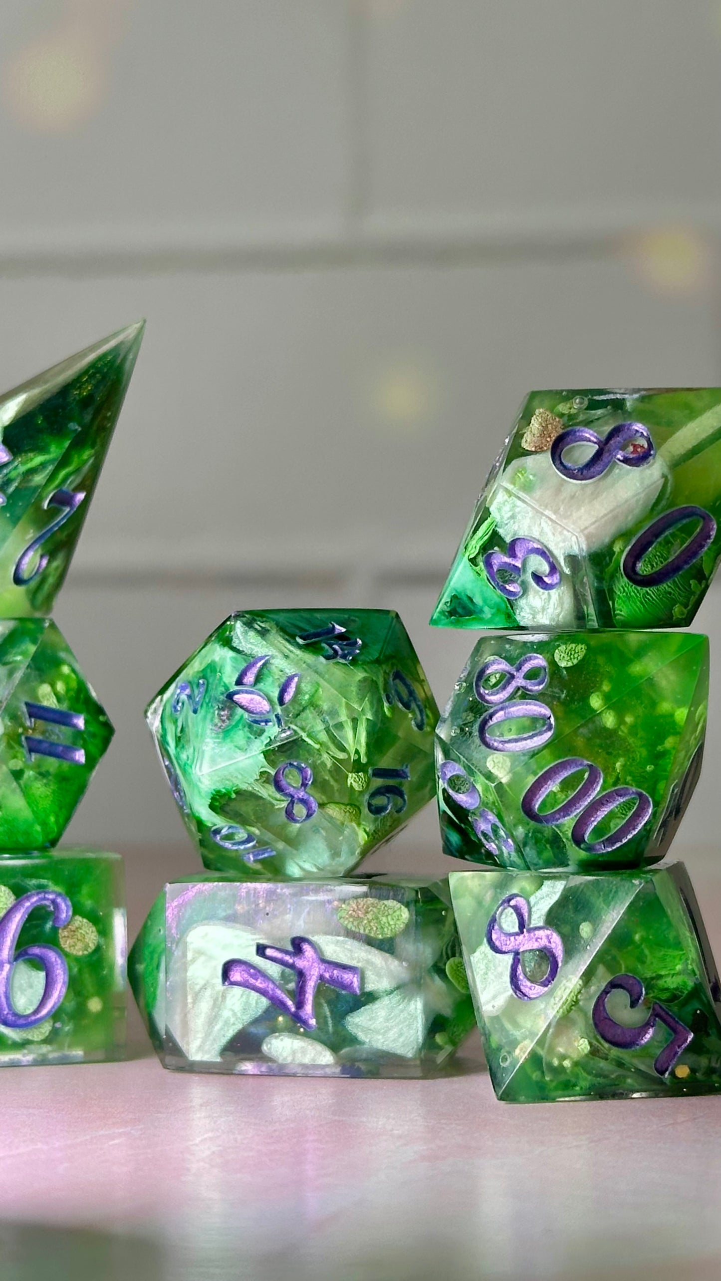 Nicholas Scratch-8 piece polyhedral dice set (Large)