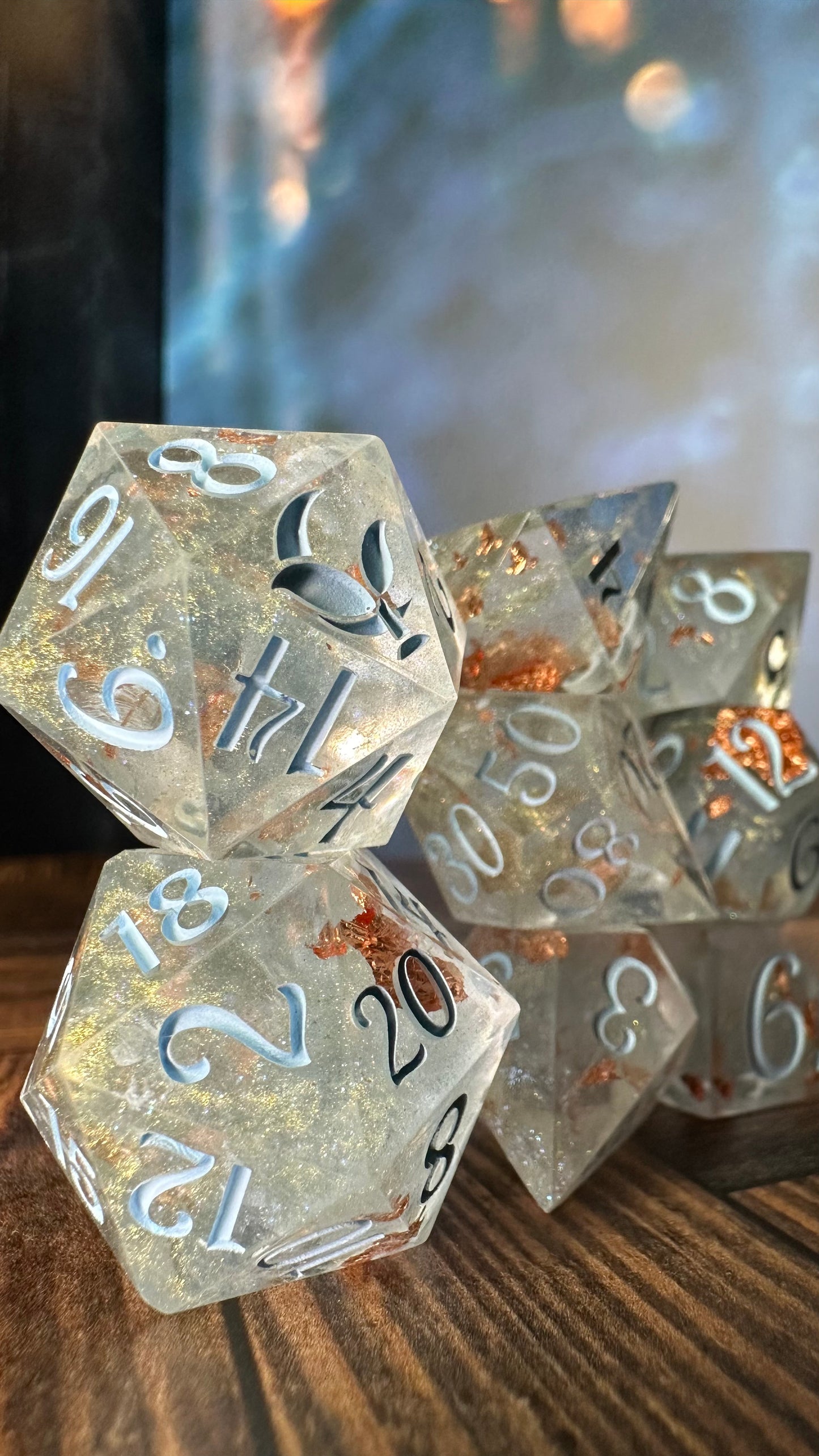 Glass slipper -8 piece polyhedral dice set