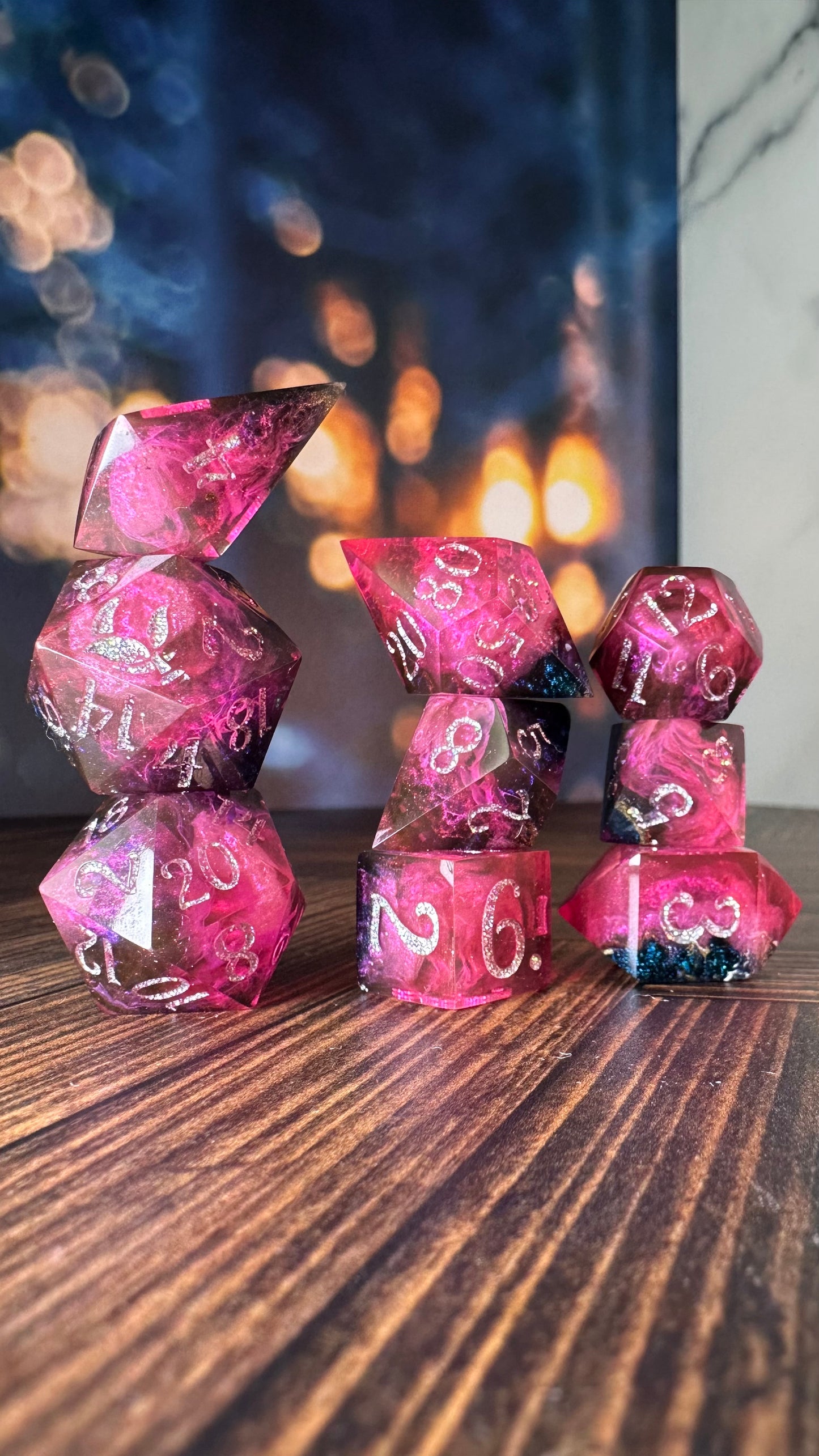 Synth- 8 piece polyhedral dice set