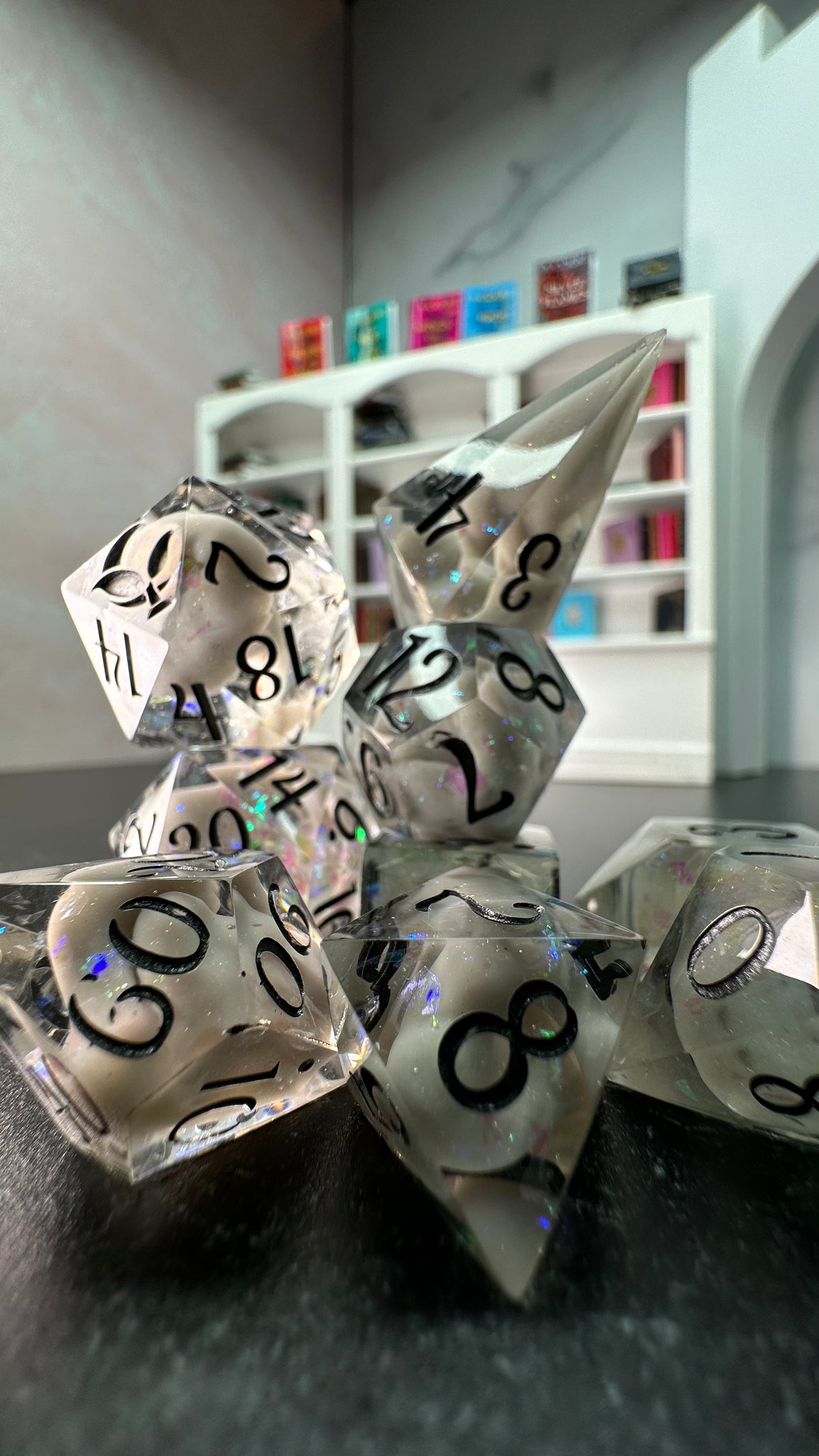 King of Hybern- 8 piece polyhedral dice set