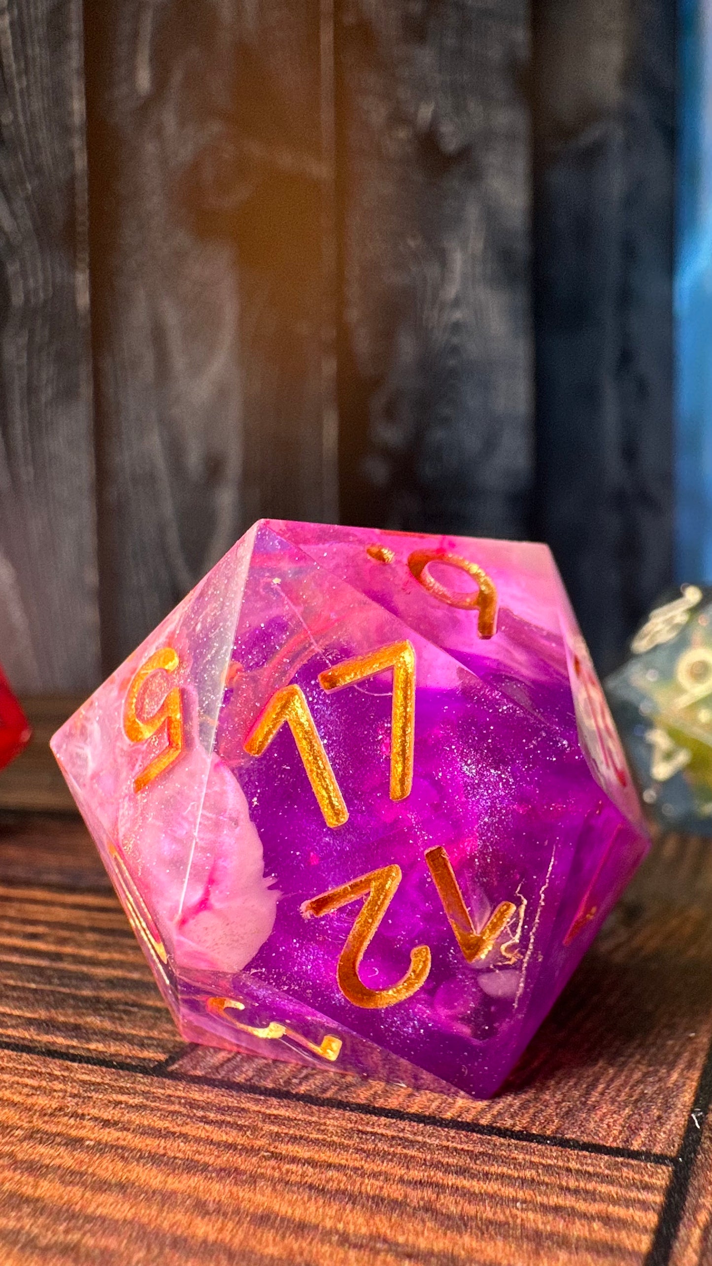 Magenta Mania 35mm Chonk D20