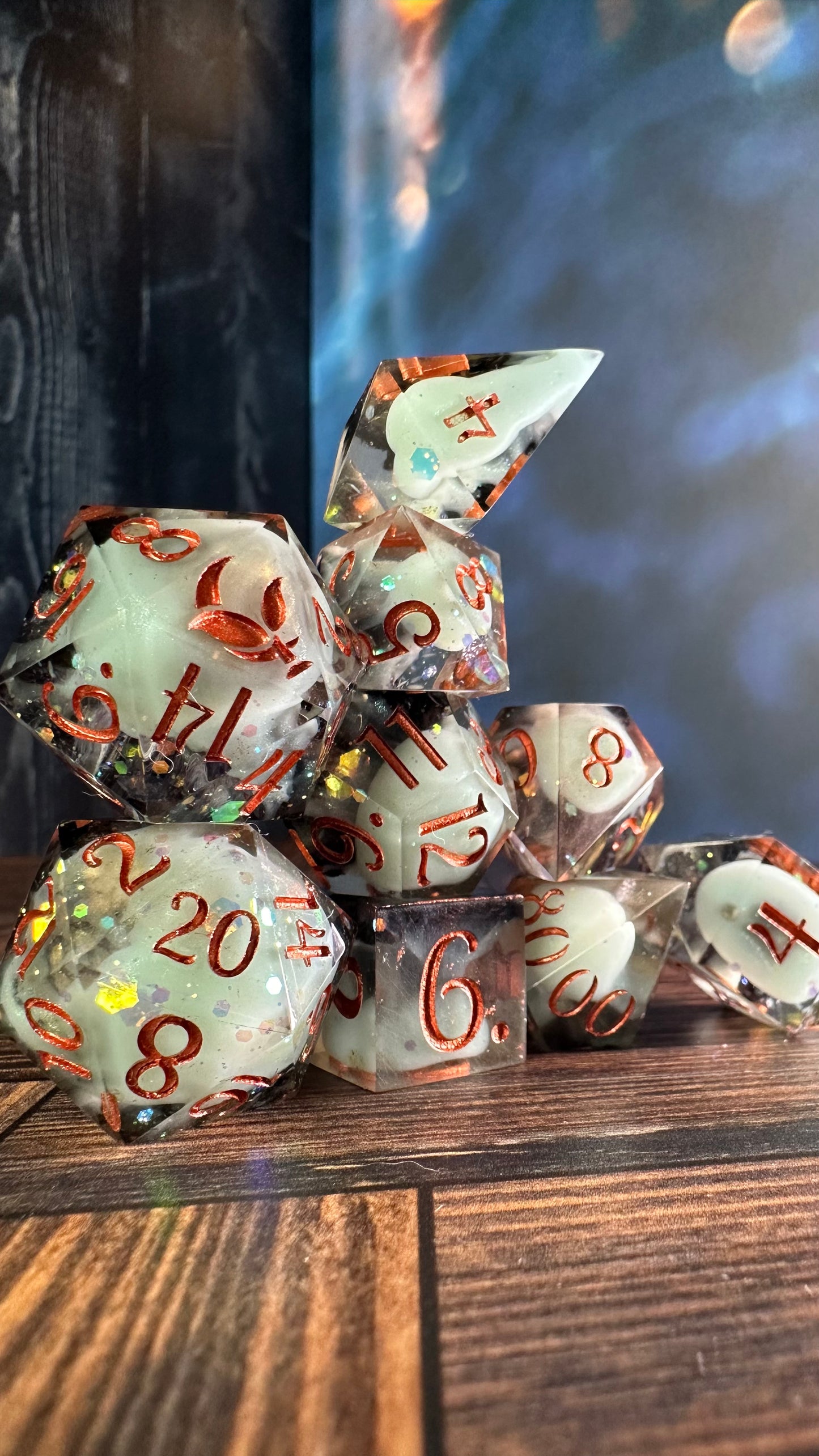 Nehemia-8 piece polyhedral dice set