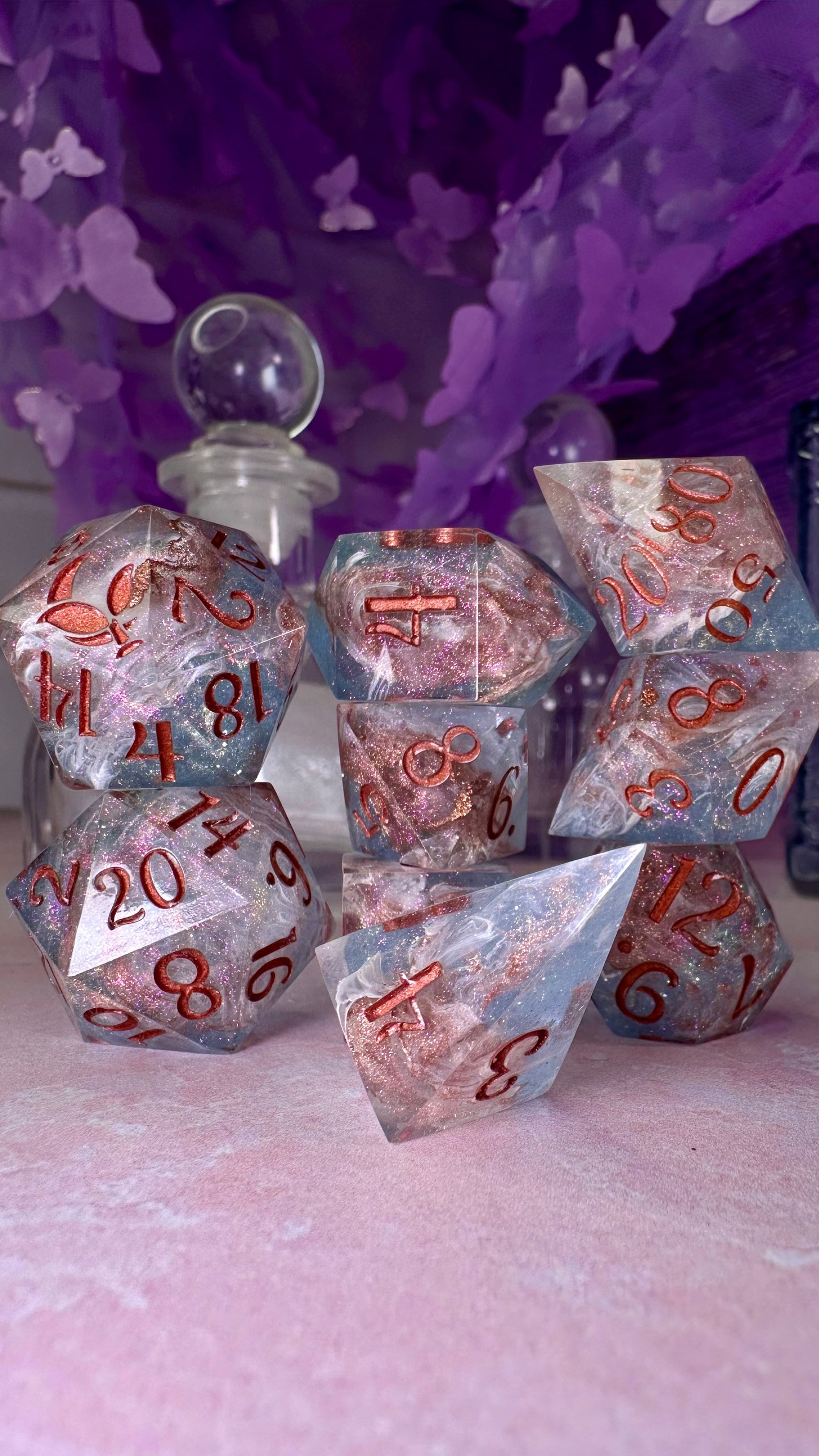 Carriage Ride- 8 piece polyhedral dice set