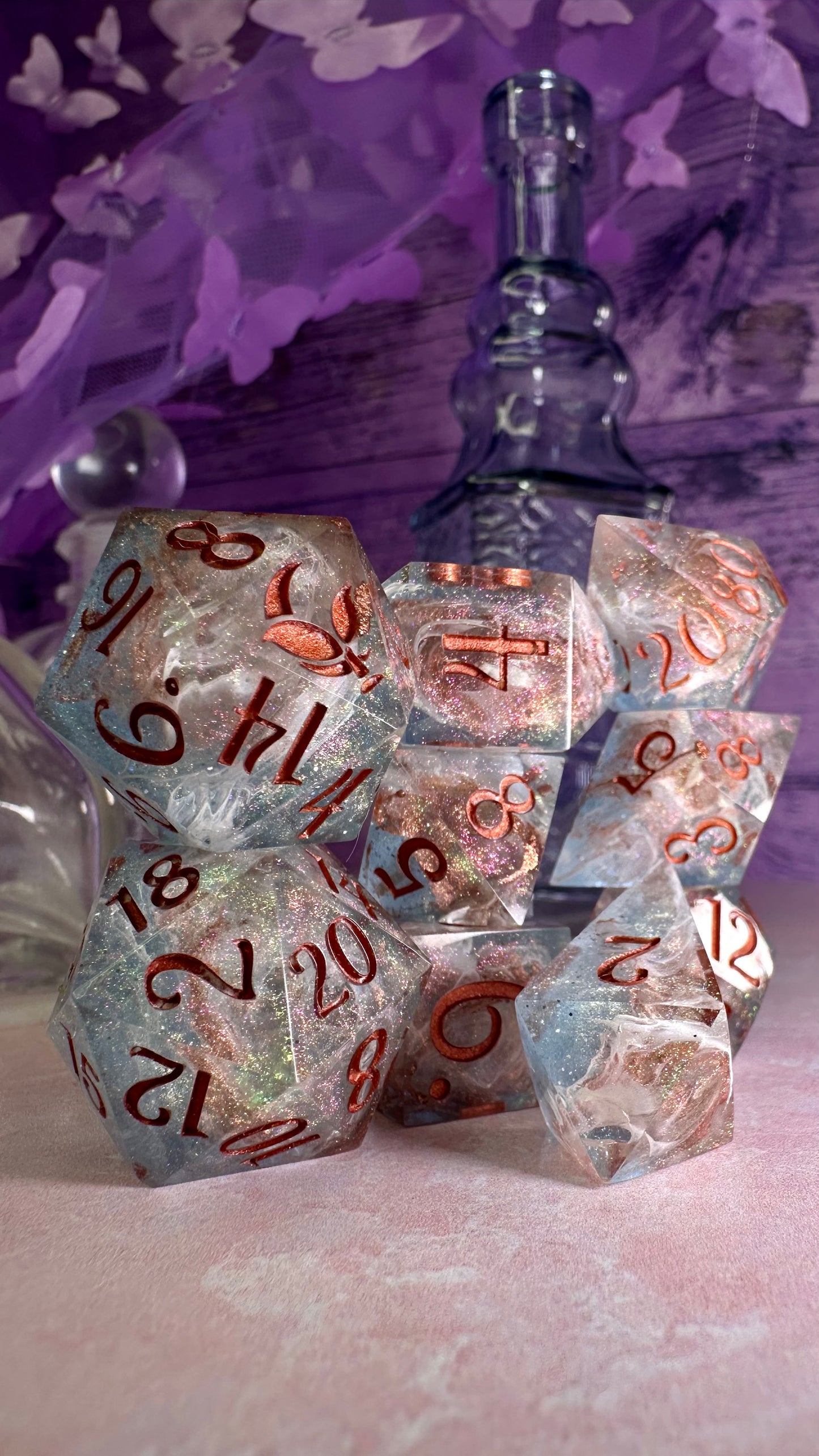 Carriage Ride- 8 piece polyhedral dice set