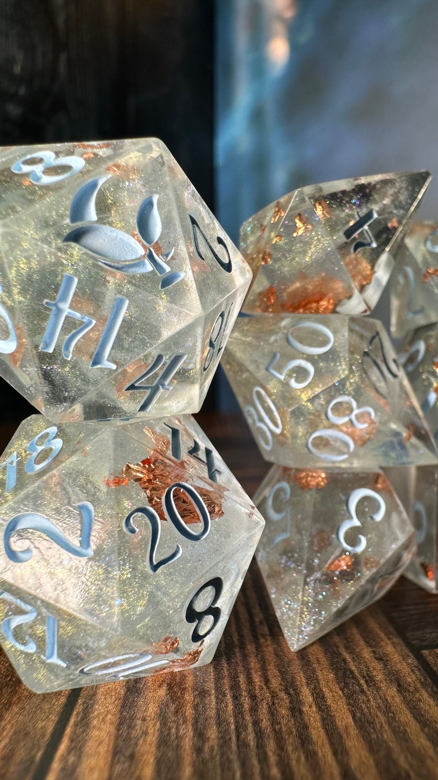 Glass slipper -8 piece polyhedral dice set