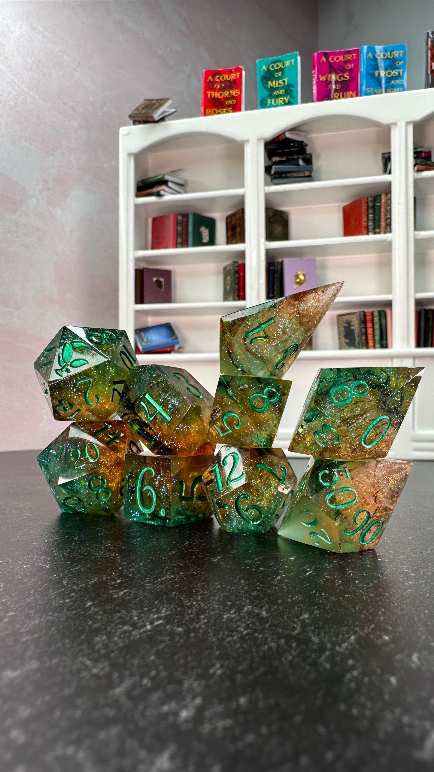 Spring's Emissary- 8 piece polyhedral dice set