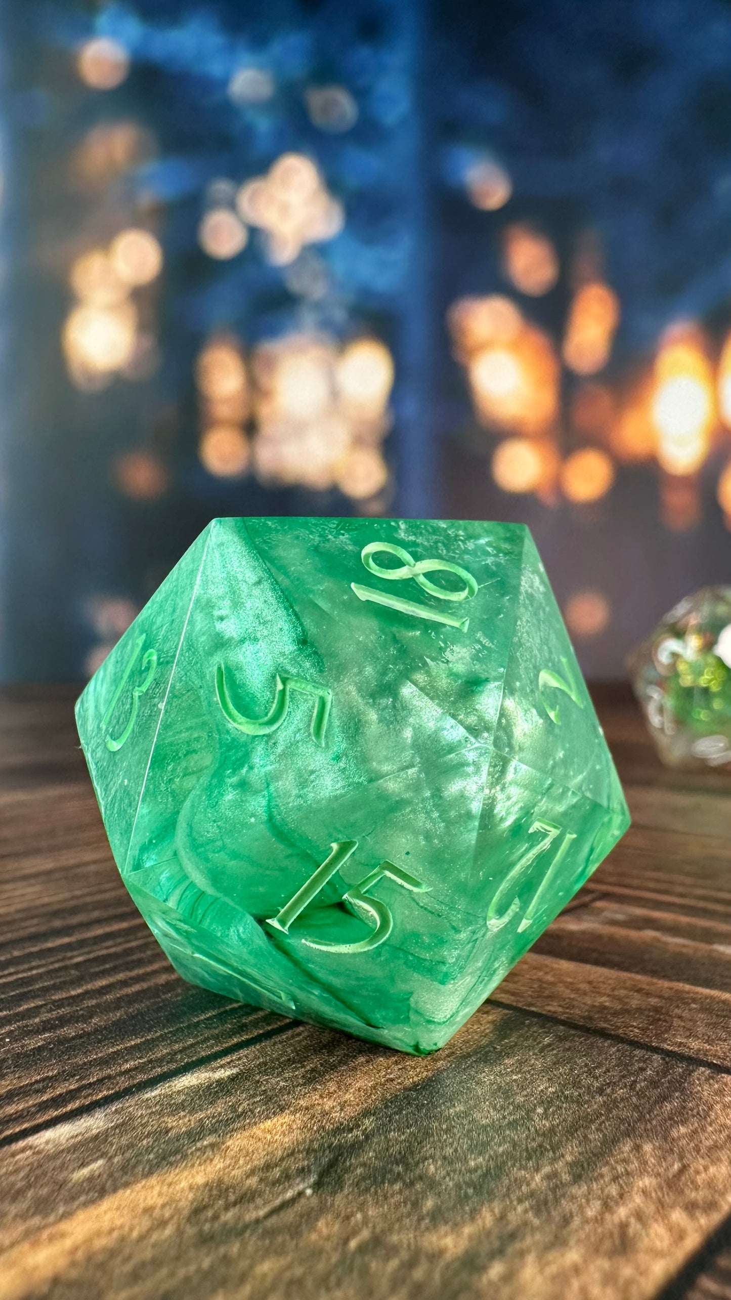 The River Queen’s Daughter 40 MM Logo d20 Chonk-Pobody’s Nerfect