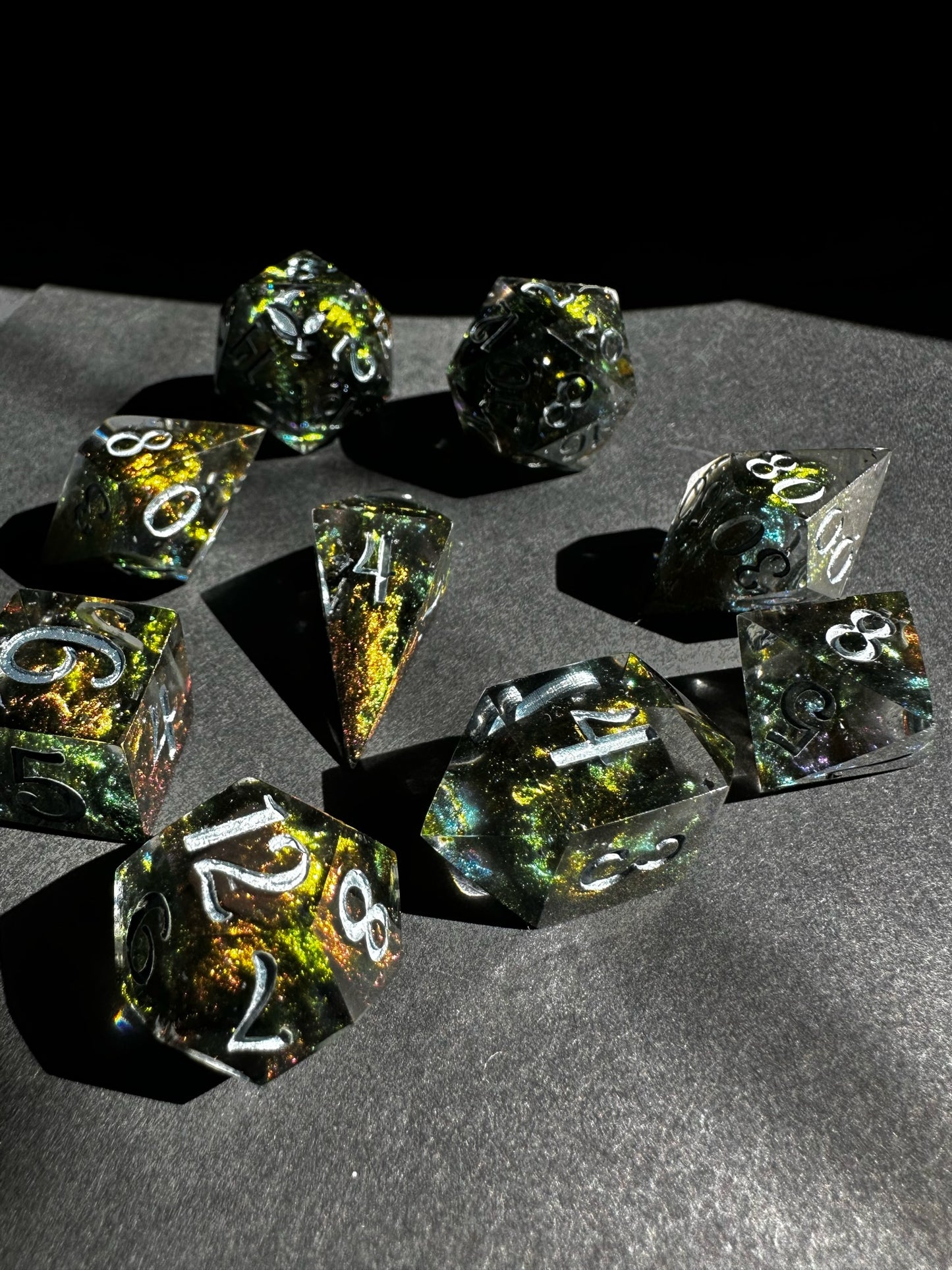 Illusion -8 piece polyhedral dice set