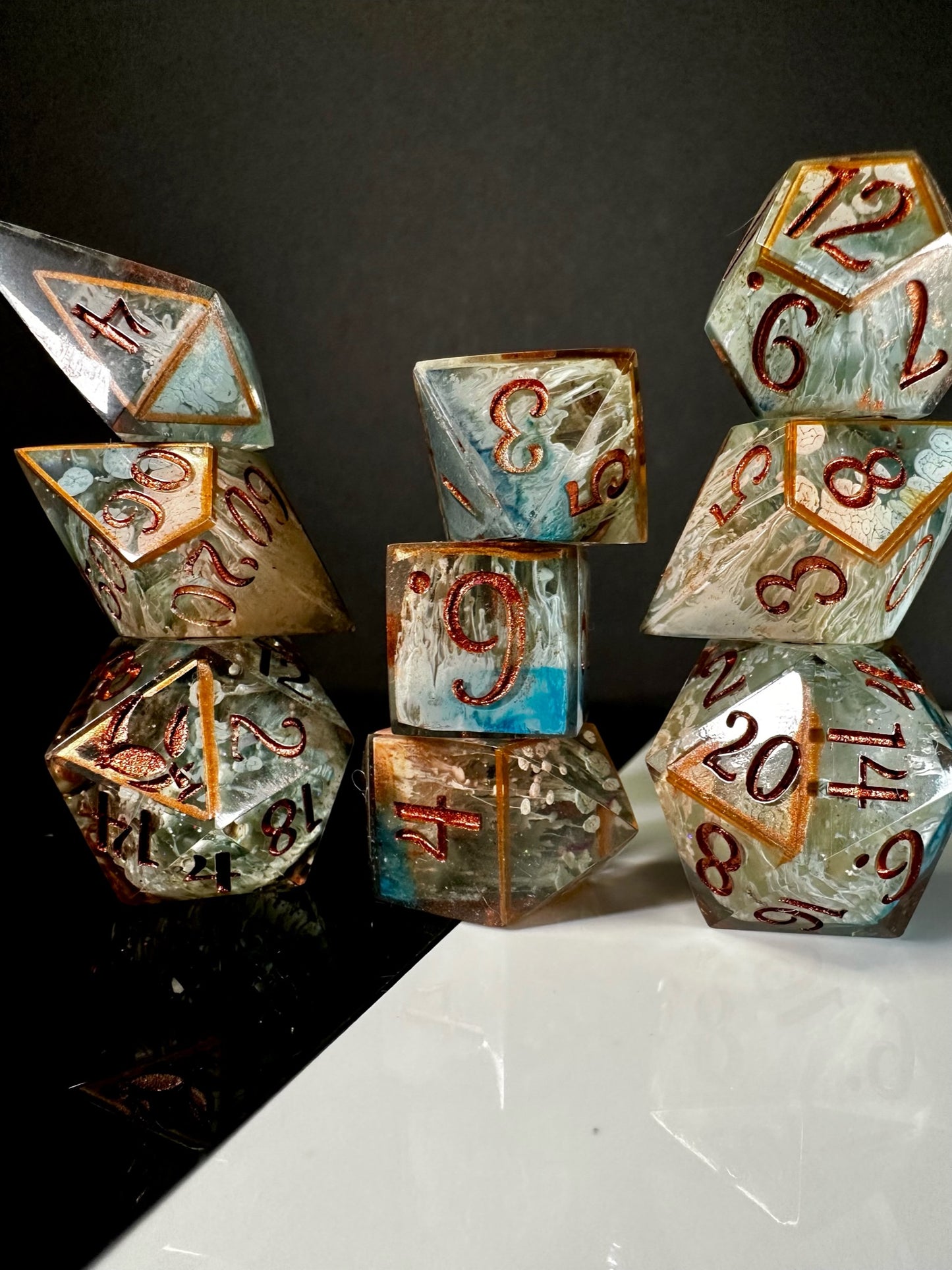 Caged Tendrils-8 piece polyhedral dice set