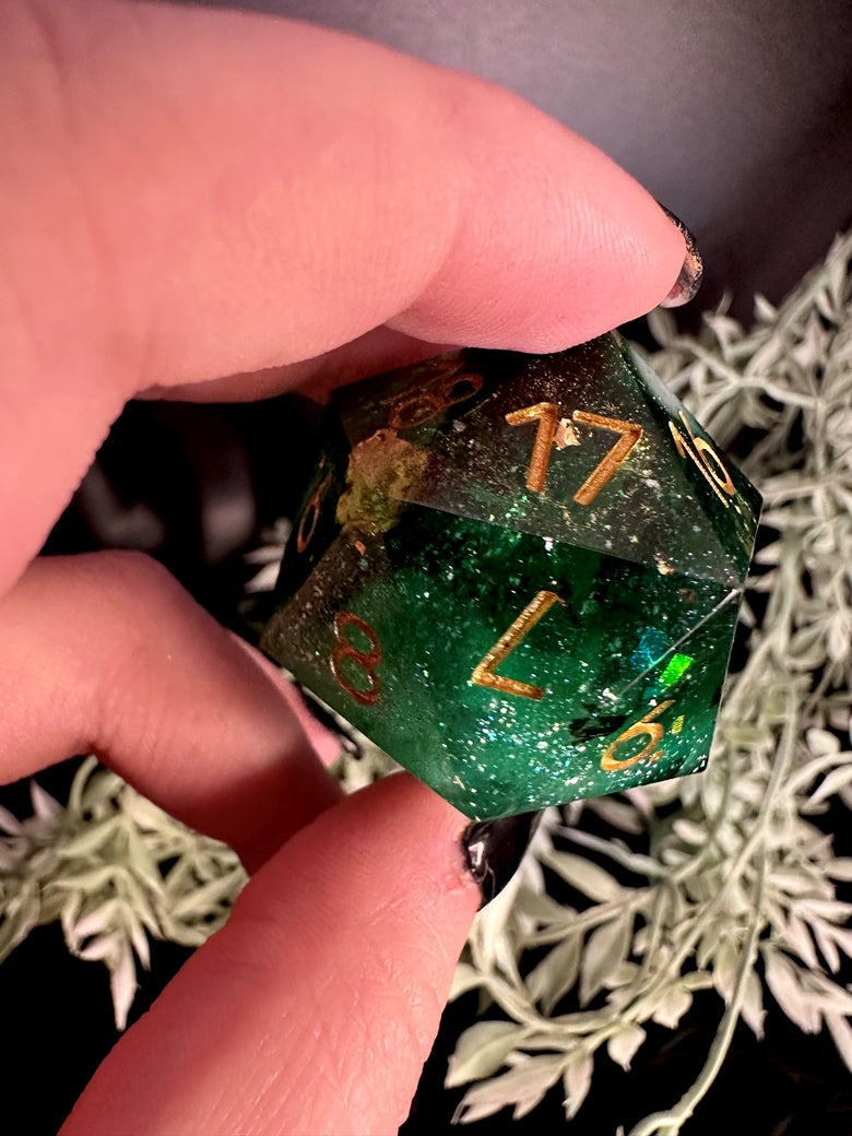 Lady Luck D20 Chonk