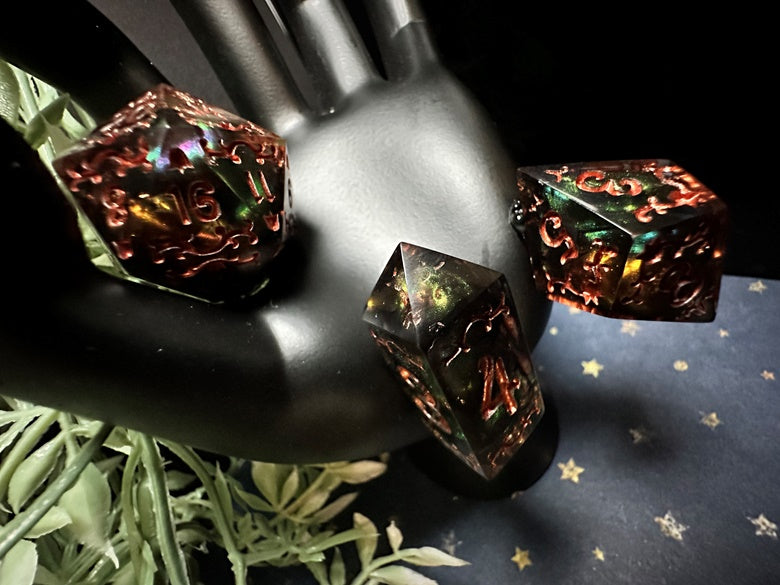 “Fall Foliage” 7 Piece Jumbo Filigree Dice Set (Beta)