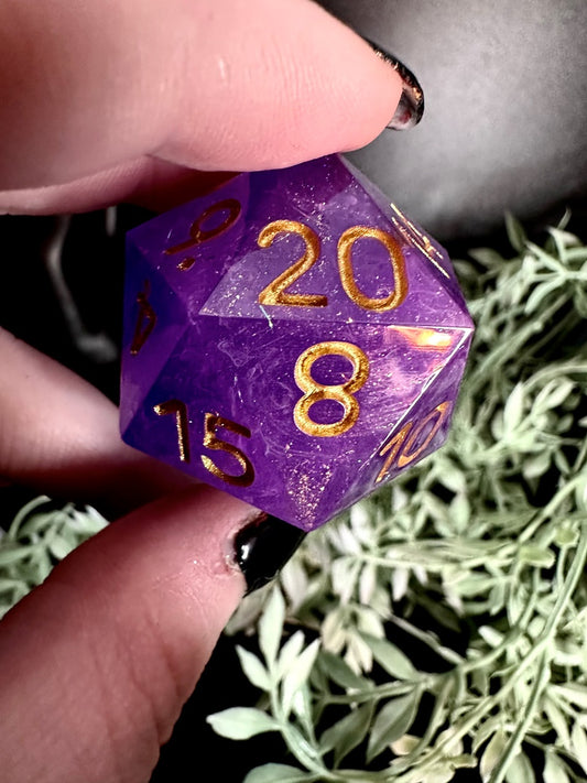 Violet Mists D20 Chonk