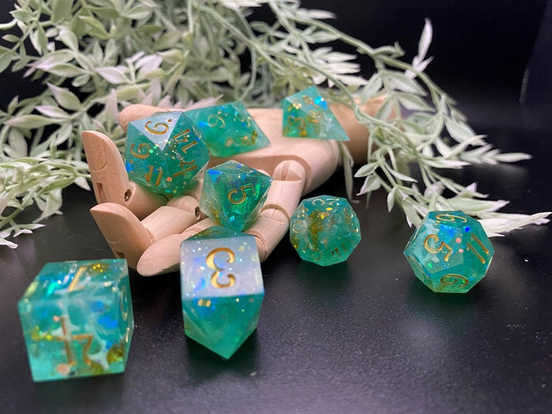 Sunken Treasure 8 piece polyhedral dice set