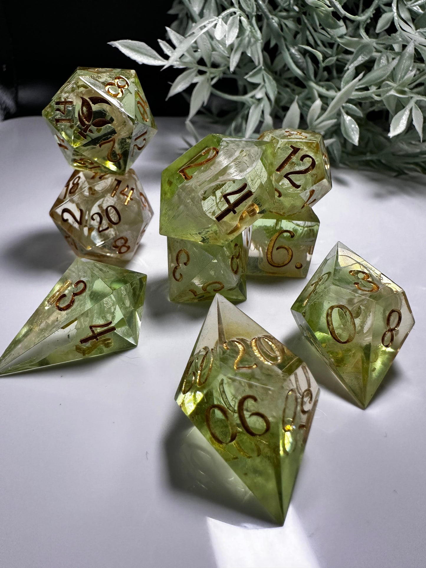 Spring Green-8 piece split color dice set