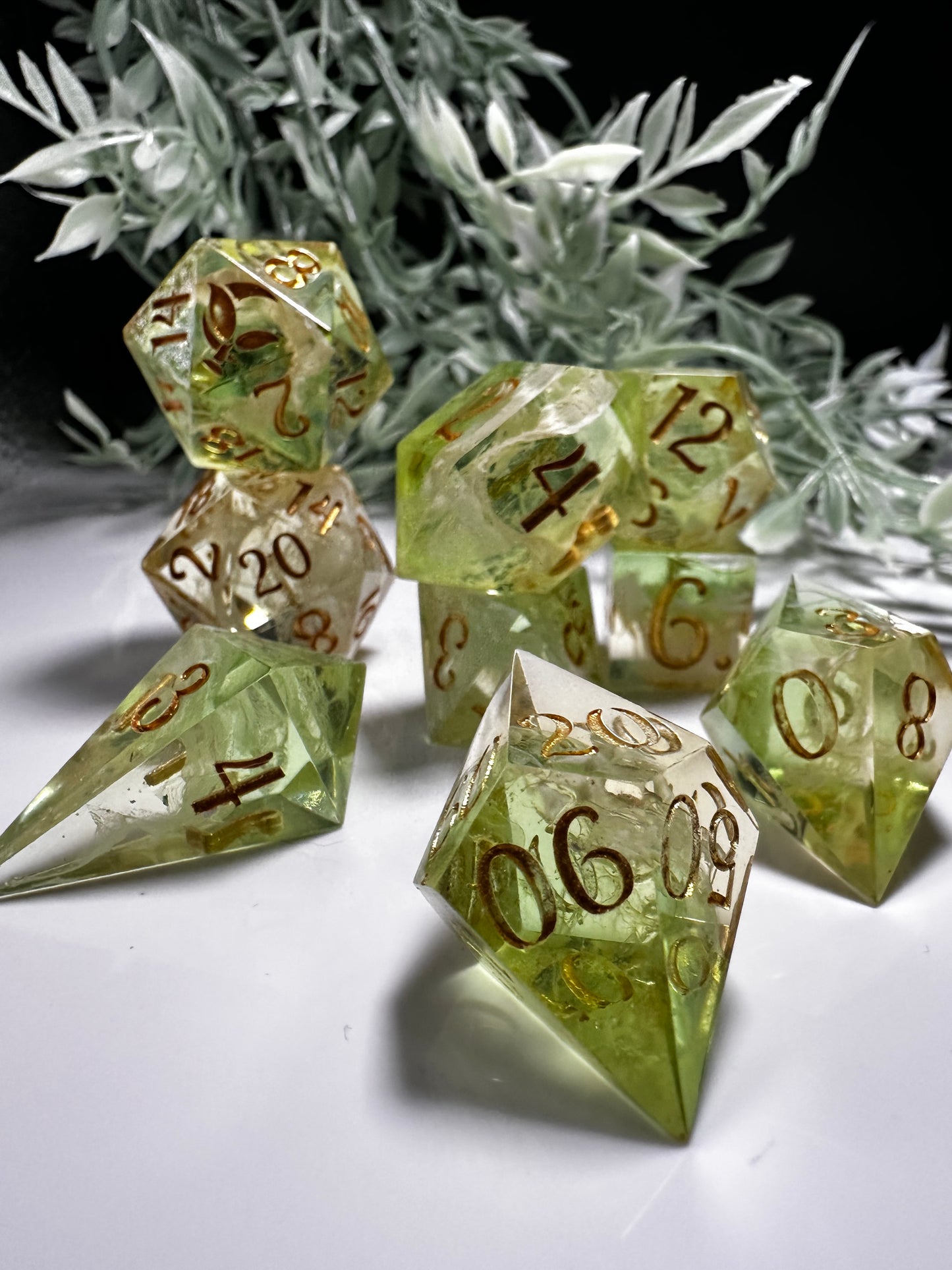 Spring Green-8 piece split color dice set